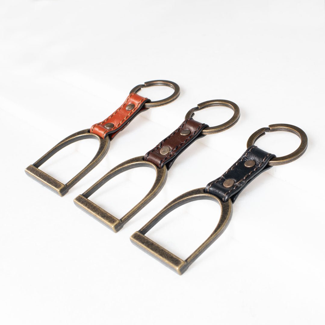Conroy - Horse Stirrup Keychain in Cognac