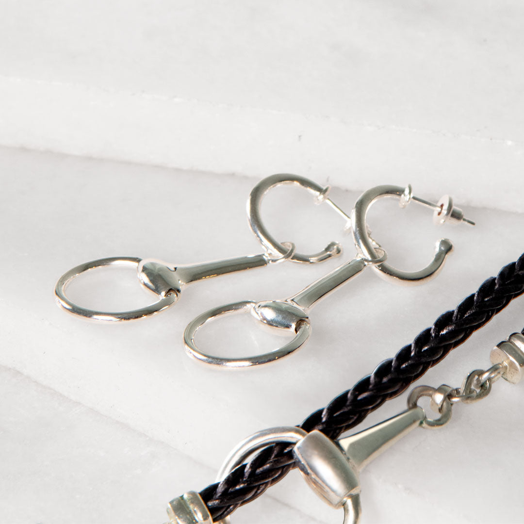 Odeza - Wrap Around Horse Bit Bracelet in Silver & Black