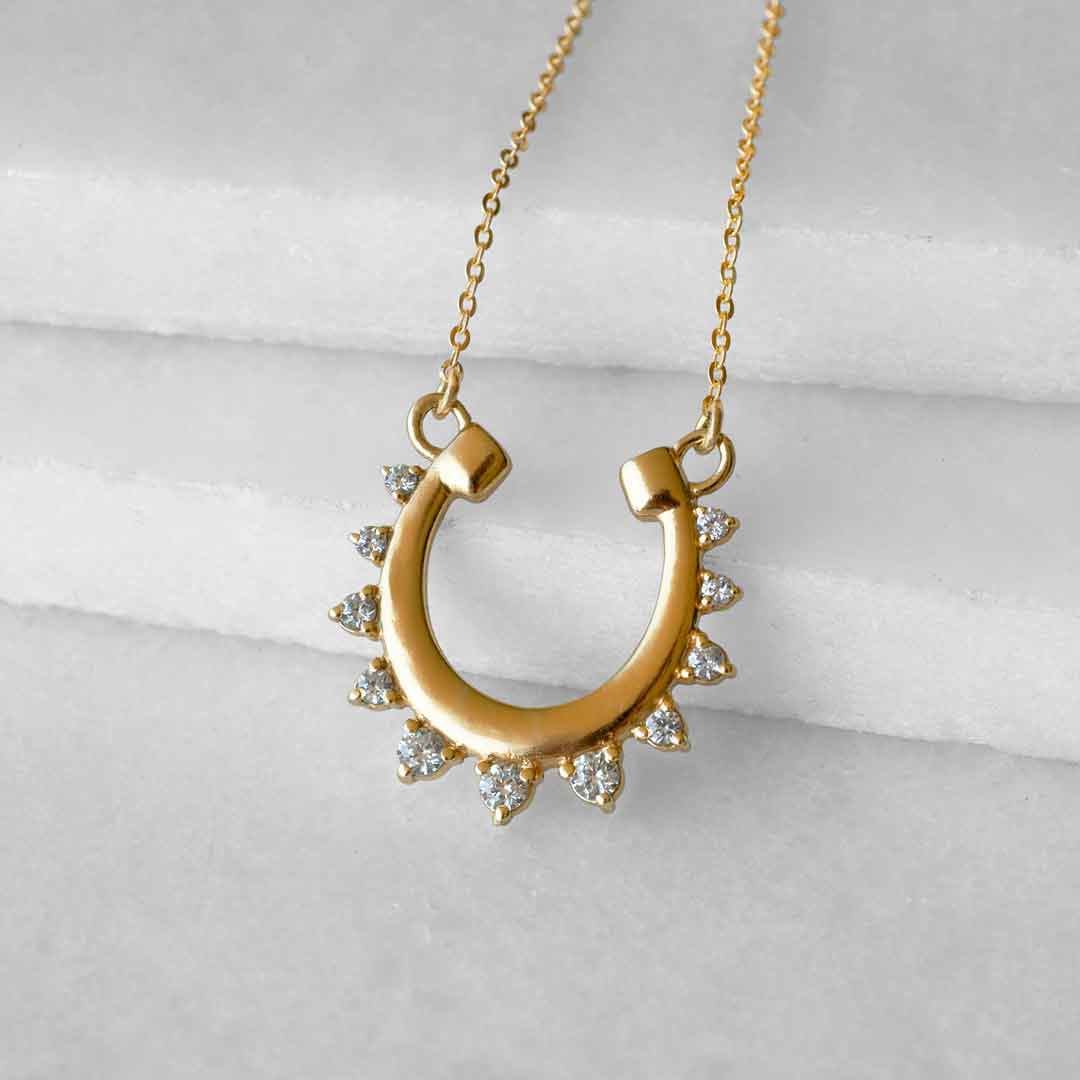 Anola - Diamond Cut Horseshoe Necklace in Gold