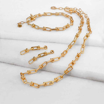 Bellamy - Horseshoe Link Earring in Gold