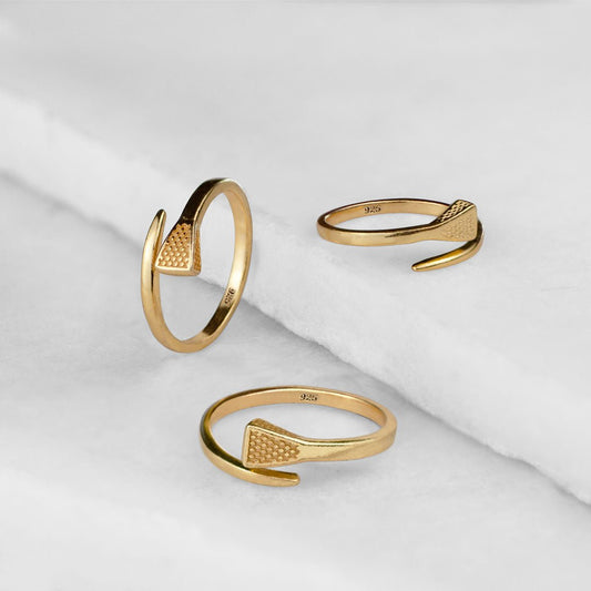 Blacksmith - Horseshoe Nail Wrap Around Equestrian Ring in Gold