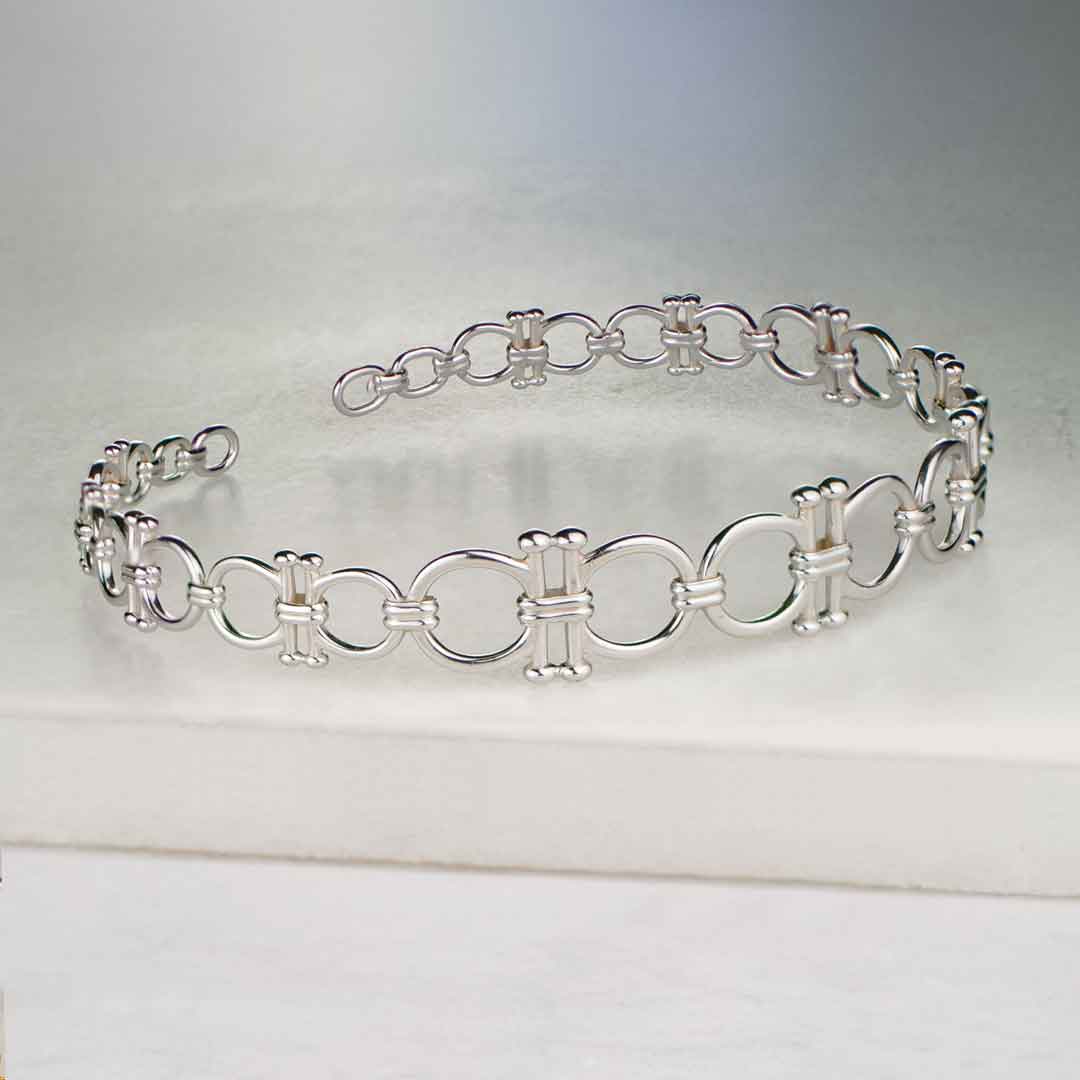 Bocara - Equestrian Horse Bit Choker Necklace in Silver
