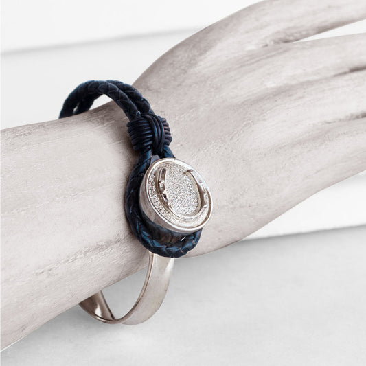 Bosal - Leather laced Horseshoe Bracelet in Black and Silver