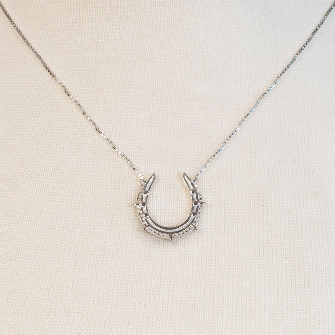 Canteen - Equestrian Horseshoe Necklace in Silver