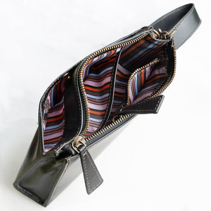 Caravel Wristlet Clutch - Luxury Leather Handbag in Black