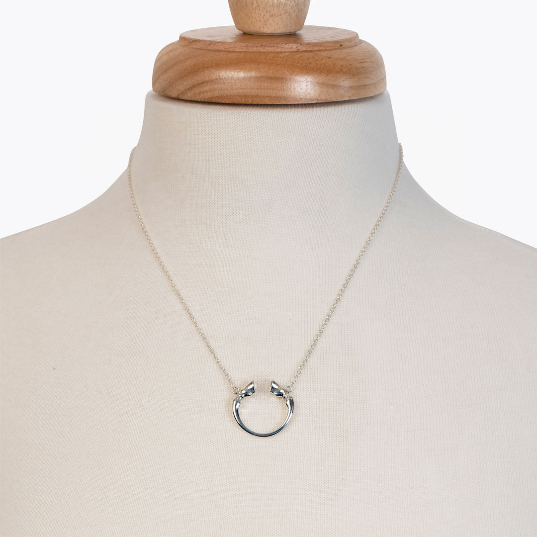 Cavallo - Horseshoe Equestrian Necklace in Silver