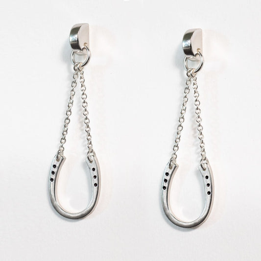 Classique - Horseshoe Chain Earring Sterling Silver Horseshoe Earring