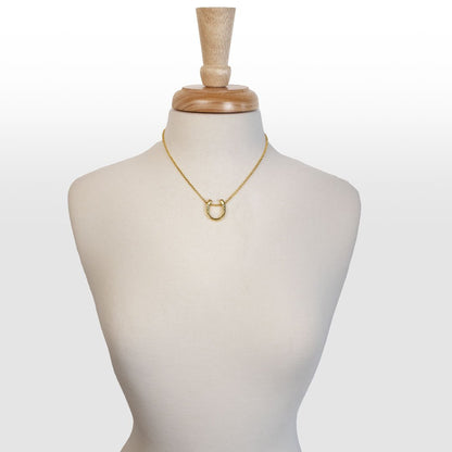 Classique - Equestrian Horseshoe Necklace in Gold