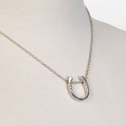 Classique - Equestrian Horseshoe Necklace in Silver