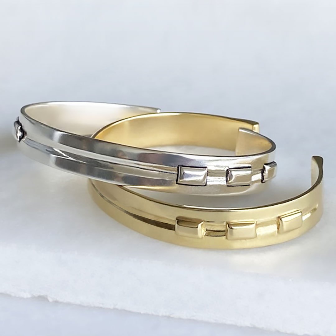 Derby Day - Equestrian Horseshoe Cuff Bracelet in Gold