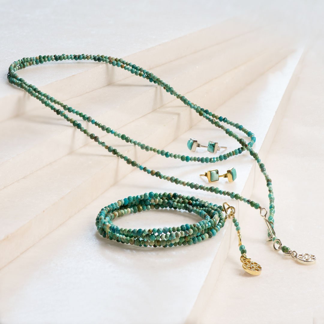 Keepsake - Turquoise Equestrian Horseshoe Necklace in Gold