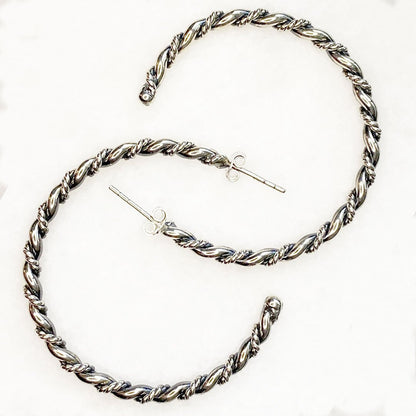 Lariat - Rope Twist Hoop Earring in Silver - Large