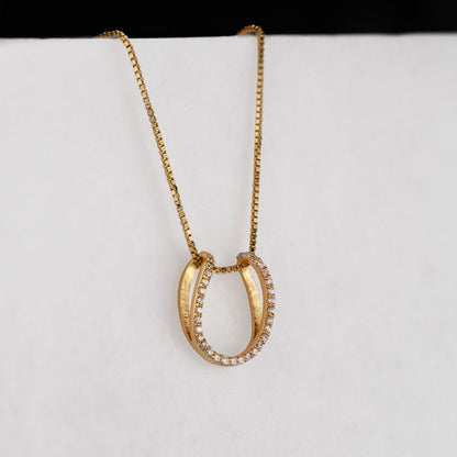 Levade -Moissanite Horseshoe Equestrian Necklace in Gold