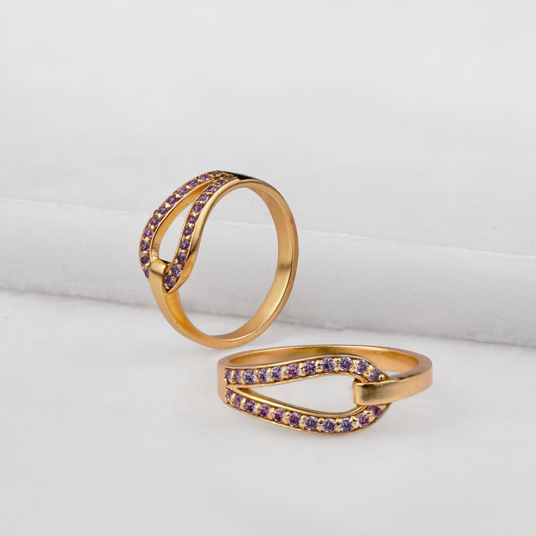 Levade - Violet Moissanite Equestrian Horseshoe Ring in Gold