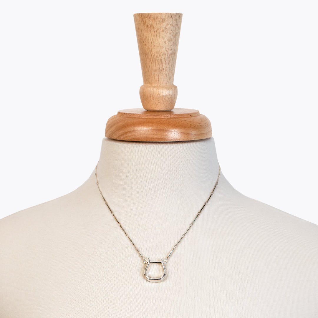 Mesa - Western Horse Stirrup Necklace in Silver