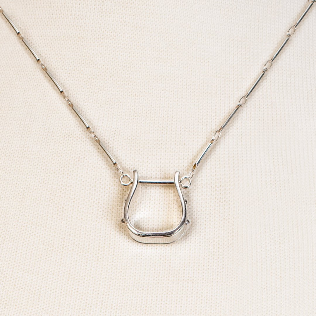 Mesa - Western Horse Stirrup Necklace in Gold