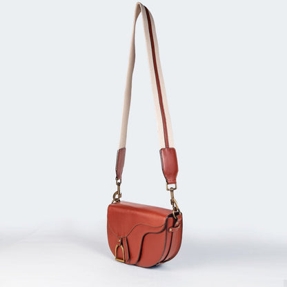 Signature Saddle Bag - Luxury Leather Handbag in Cognac